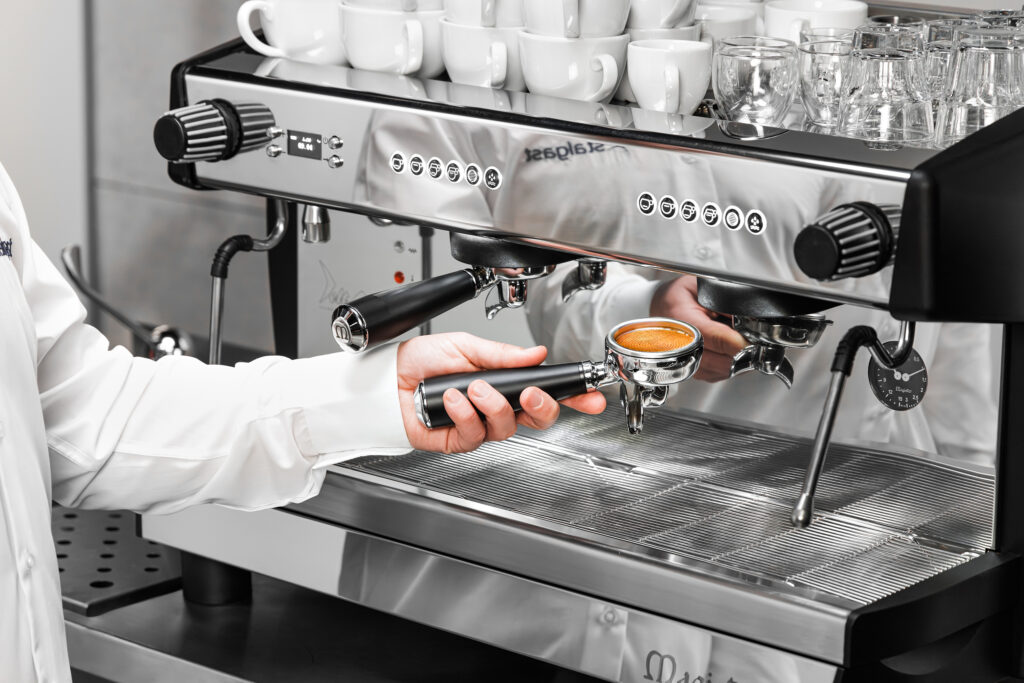 d10 wyposazenie kawiarni 13 c1